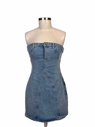 Zara Kısa Elbise %70 İndirimli.