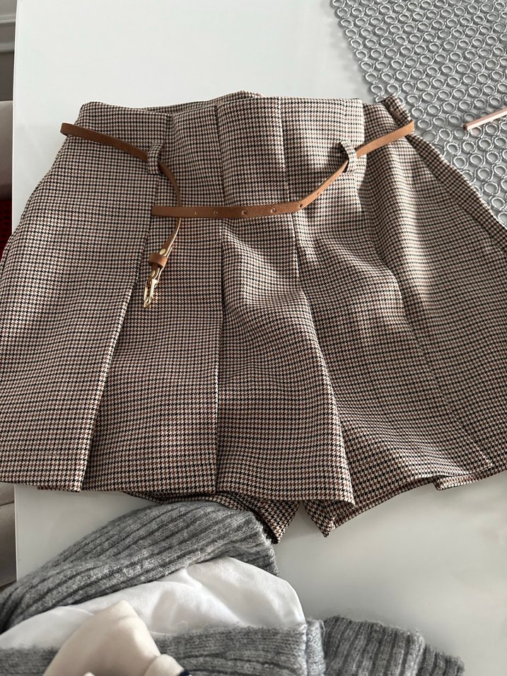 Kemerli Ekose Mini Şort - Görsel 3