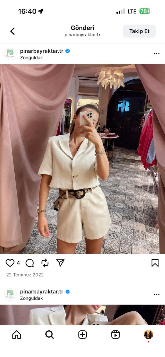 Beyaz Kısa Kesim Yılan Desenli Şort - Görsel 3