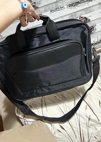 Siyah Kadın Laptop Çantası - Görsel 4