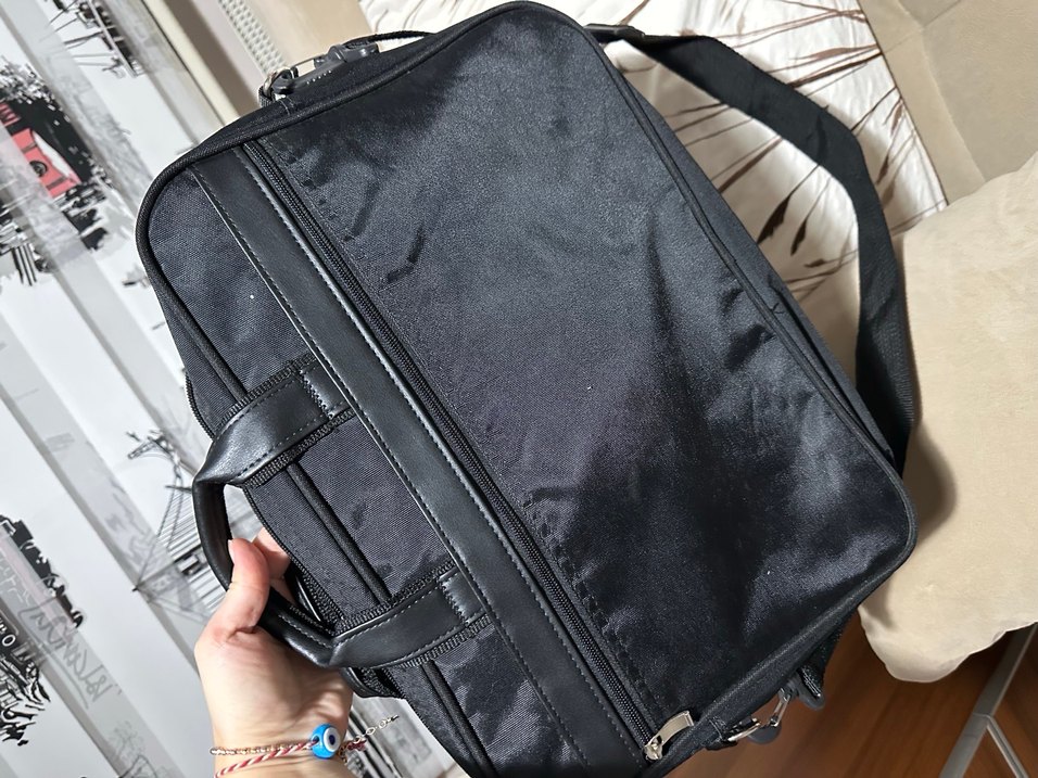 Siyah Kadın Laptop Çantası - Görsel 3