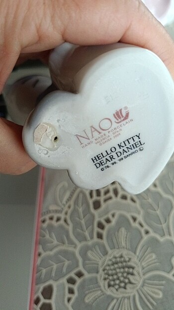 diğer Beden beyaz Renk NAO hand made porcelain Hello Kitty. Valencia Spain