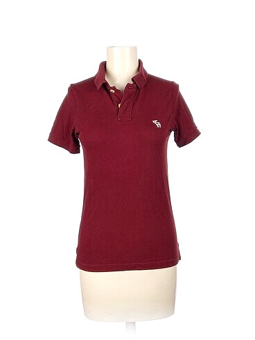 Abercrombie & Fitch T-shirt %70 İndirimli.