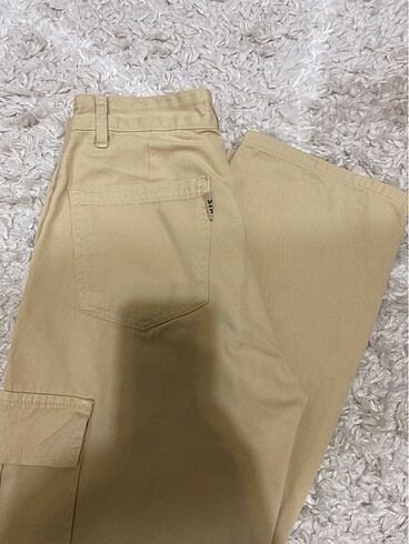 Stradivarius Pantolon