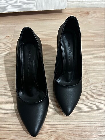 37 Beden Stiletto siyah