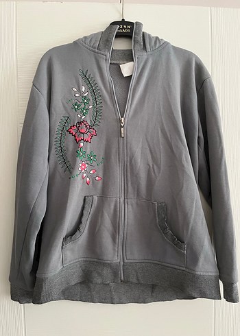 Nakışlı Gri Fermuarlı Kapüşonlu Sweatshirt