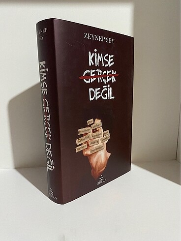  KİMSE GERÇEK DEGİL