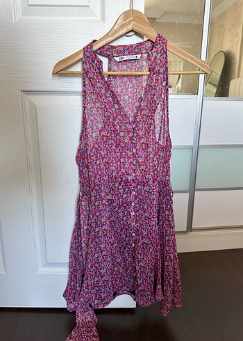 Zara Zara markalı Çiçek Desenli Mini Halter Elbise