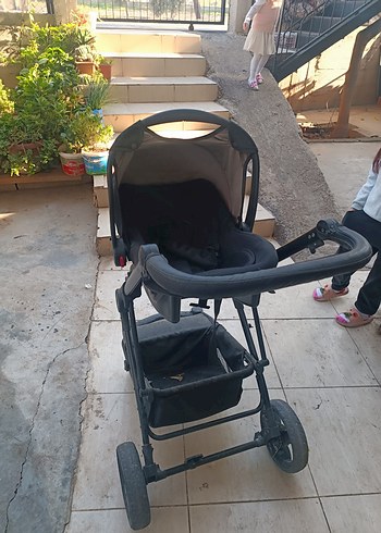 Siyah Bebek Arabası Katlanabilir Model - Görsel 4