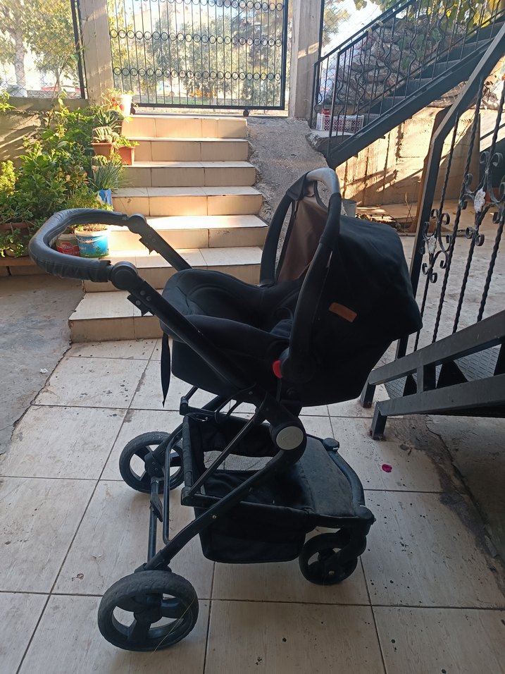 Siyah Bebek Arabası Katlanabilir Model - Görsel 5