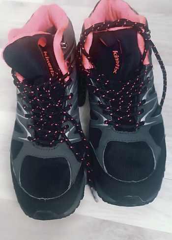 Pembe Detaylı Siyah Bağcıklı Kadın Spor Ayakkabı - Görsel 2