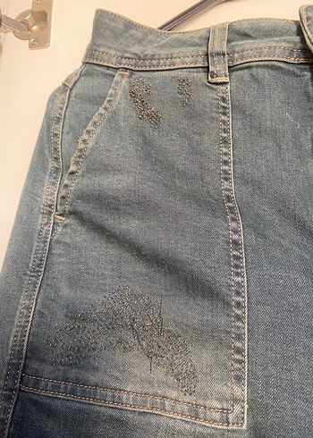 Gevşek Kesim Cep Detaylı Kadın Kot Pantolon - Görsel 4