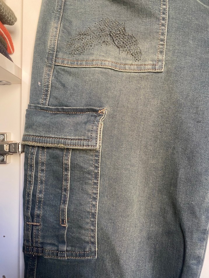 Gevşek Kesim Cep Detaylı Kadın Kot Pantolon - Görsel 3