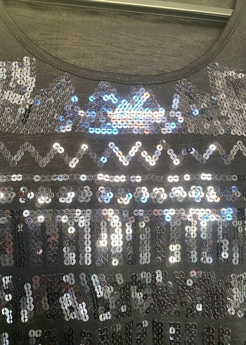 Parlak Payetli Siyah Uzun Kollu Tişört - Görsel 5