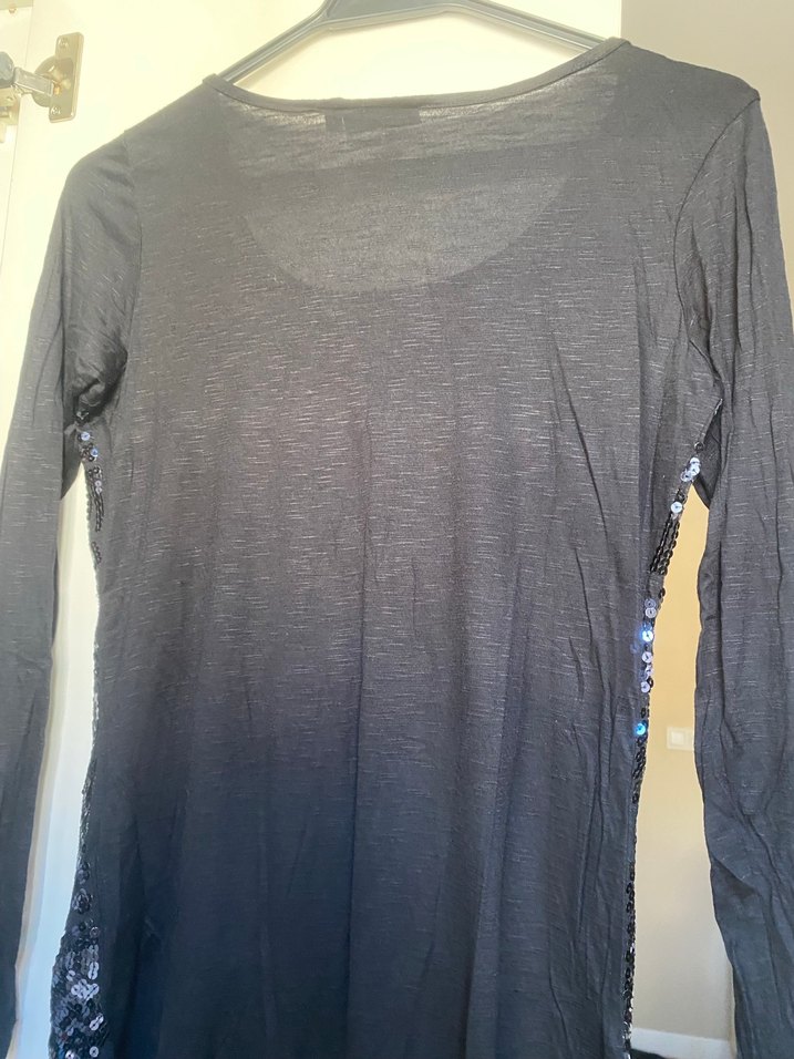 Parlak Payetli Siyah Uzun Kollu Tişört - Görsel 4