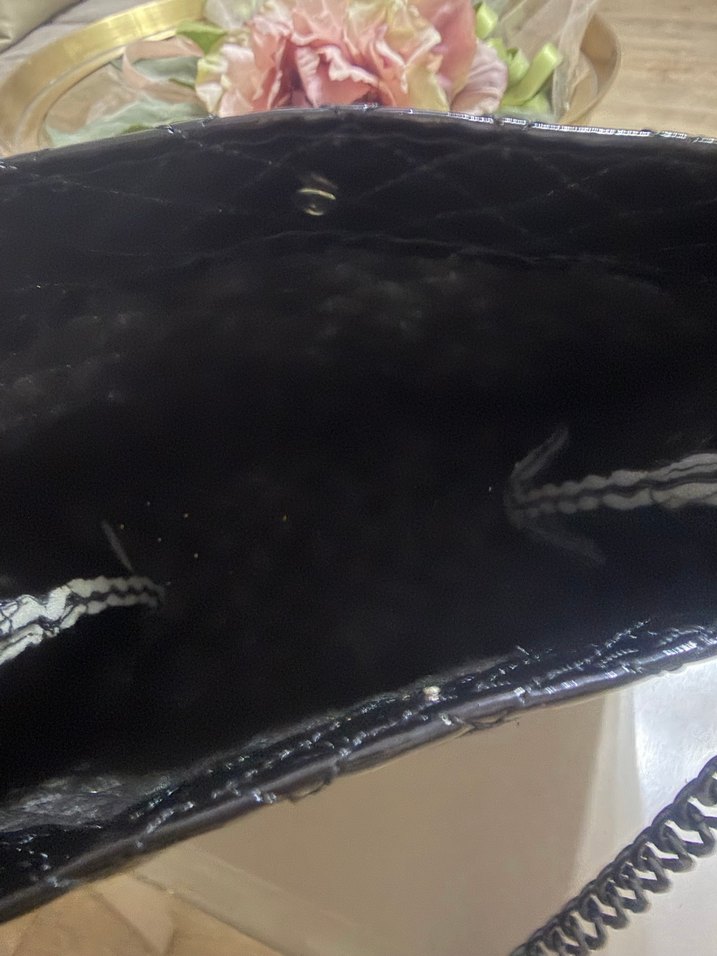 Zincir Detaylı Siyah Yılan Derisi Desenli Deri Çanta - Görsel 4