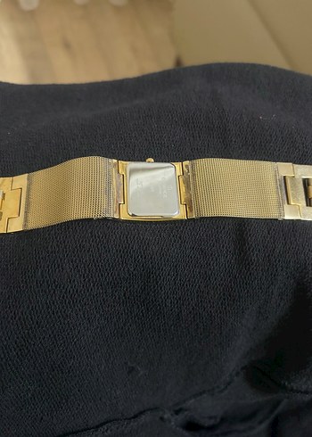 Altın Renk Kadın Saat - Görsel 4