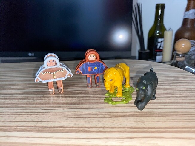 Kinder süpriz yumurta oyuncakları