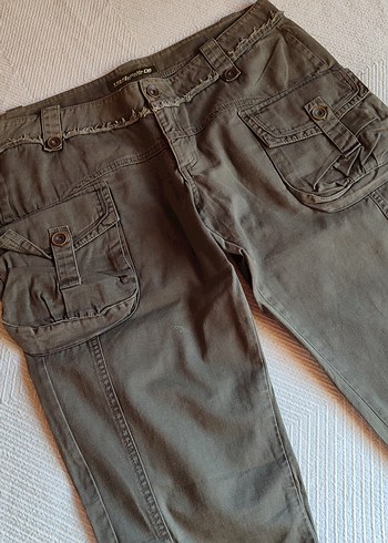Leke kapri / bermuda pantolon