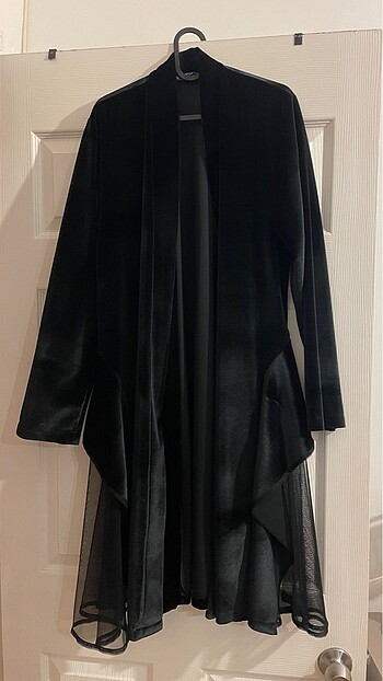 Siyah şık kıyafet - Görsel 2