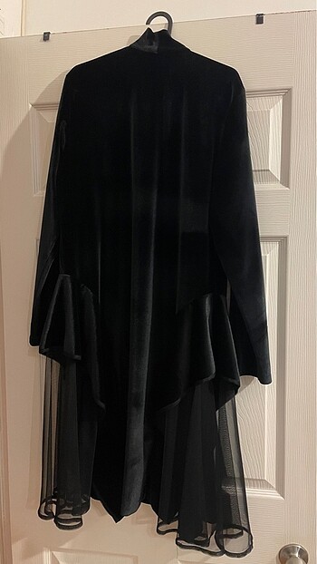 Siyah şık kıyafet - Görsel 4