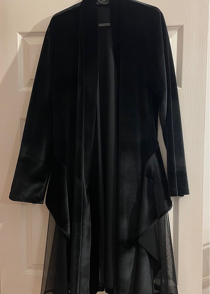 Siyah şık kıyafet - Görsel 2