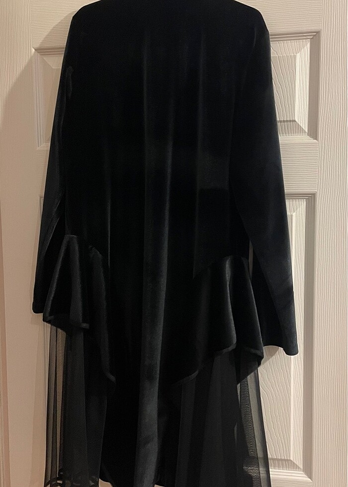 Siyah şık kıyafet - Görsel 4