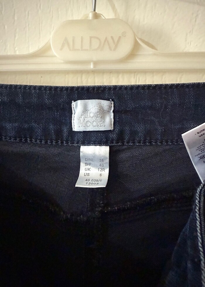 Dar paça kot pantolon - Görsel 2