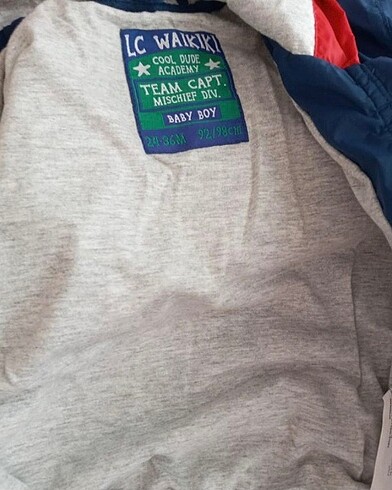 LC Waikiki yağmurluk - Görsel 5