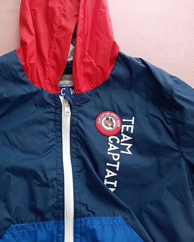 LC Waikiki yağmurluk - Görsel 2