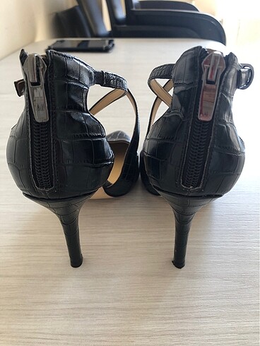 38 Beden siyah Renk Ninewest stiletto