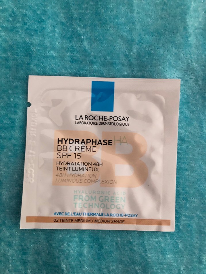 La Roche-Posay Hydraphase SPF15 BB Krem 4ml - Görsel 2