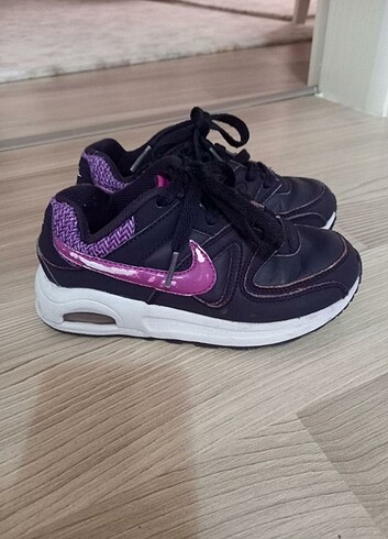 Nike spor ayakkabı