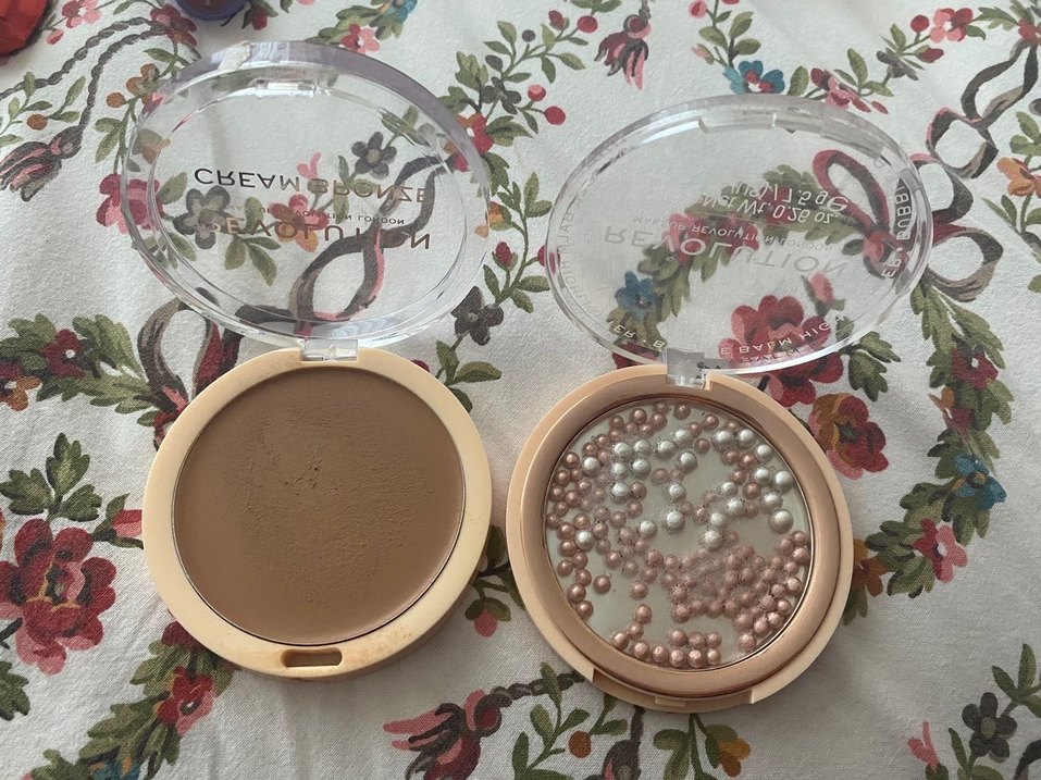 Revolution - Görsel 2