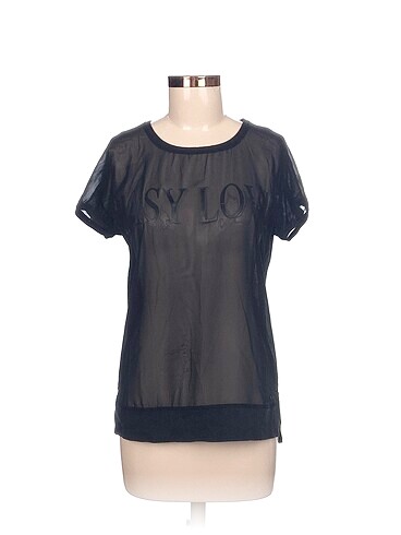 Diğer T-shirt %70 İndirimli.