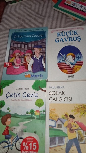 Primo Türk çocuğu küçük gavros çetin ceviz sokak calgicisi kitap