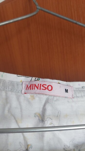 m Beden beyaz Renk Miniso tek boynuzlu at desenli gecelik