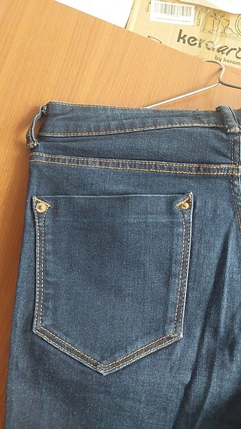 36 Beden lacivert Renk Stradivarius dar kot pantolon 36 beden