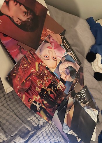 K-pop Temalı Dergi Koleksiyonu