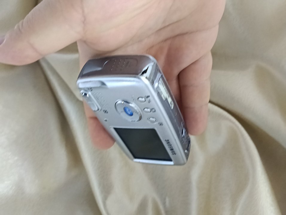 Samsung Vintage Fotoğraf Makinesi — görsel 4/6