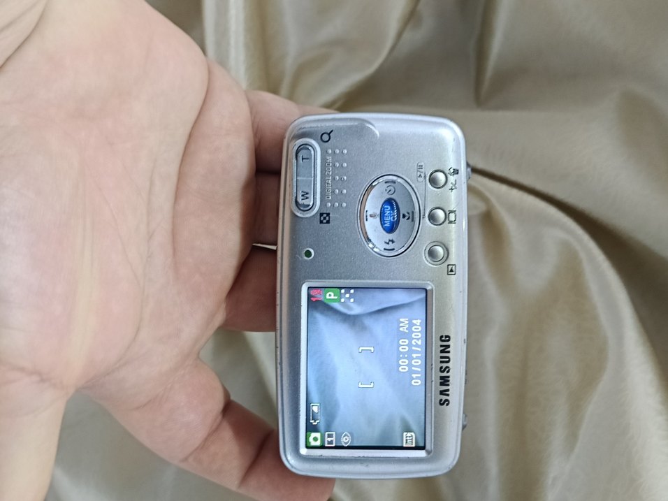 Samsung Vintage Fotoğraf Makinesi — görsel 5/6
