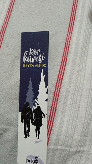 Beden Renk kar küresi, kitap