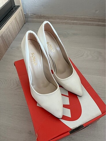Diğer stiletto
