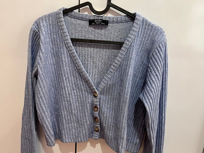 BERSHKA crop hırka