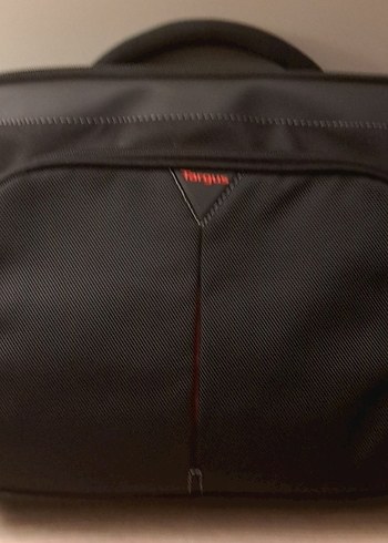  Beden Targus Siyah Laptop Çantası