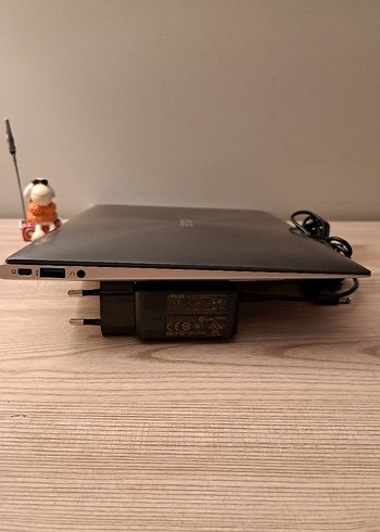 ASUS ZENBOOK 11.6 - Görsel 3
