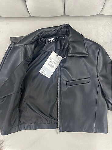 Zara Zara crop deri çeket