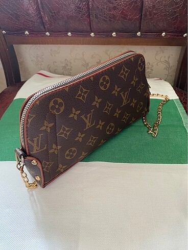 Louis Vuitton KOL ÇANTASI LOUİS VUİTTON