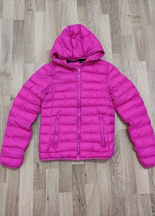 Pembe şişme mont