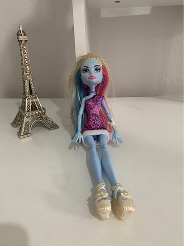 Monster high bebek